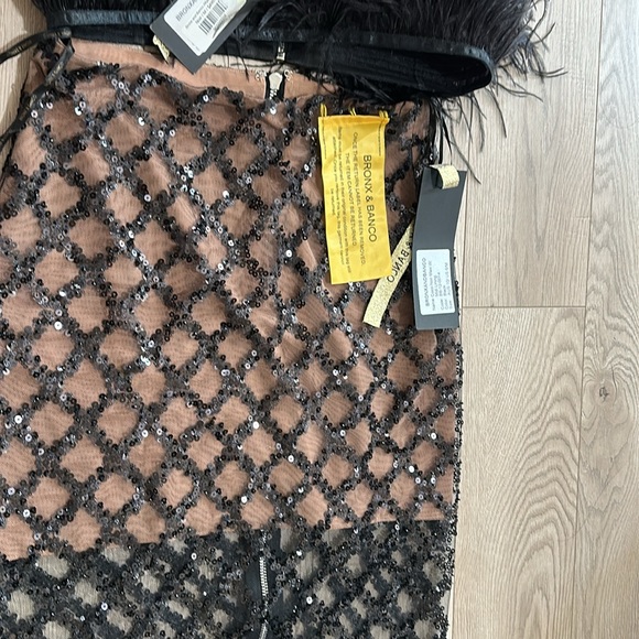 Bronx&Banco feather top and skirt - Picture 6 of 10